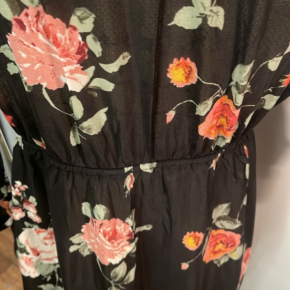 Top - Picture 7 of 9